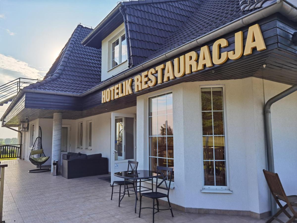 Hotelik Dworek Legnickie Pole 4Km Od Legnicy Eksteriør billede